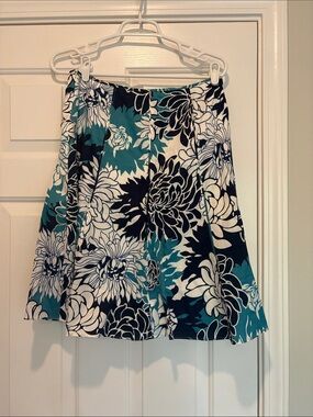 Ann Taylor Teal, Navy & White Floral A-Line Skirt